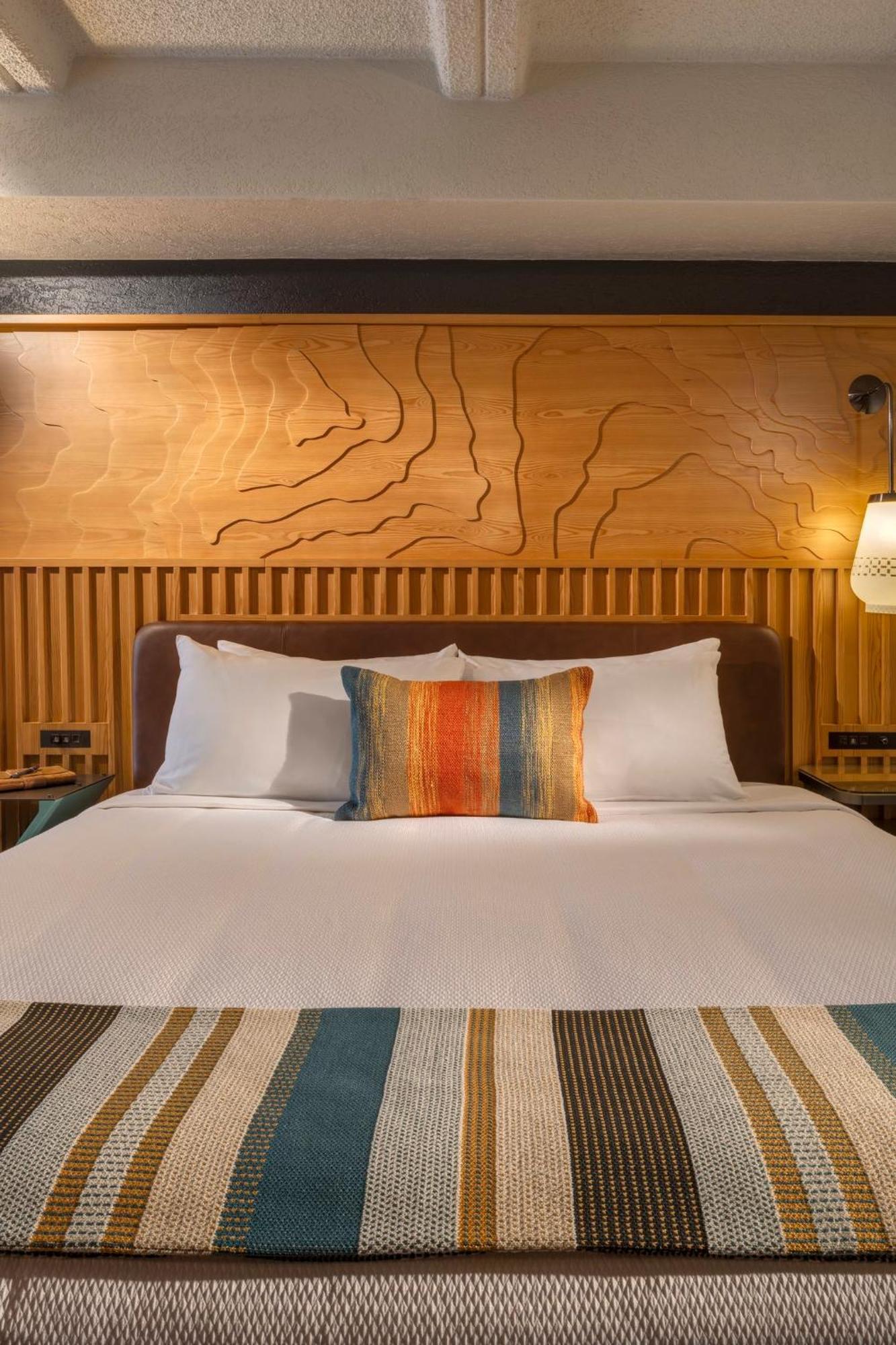 Aviator Hotel Анкоридж Экстерьер фото